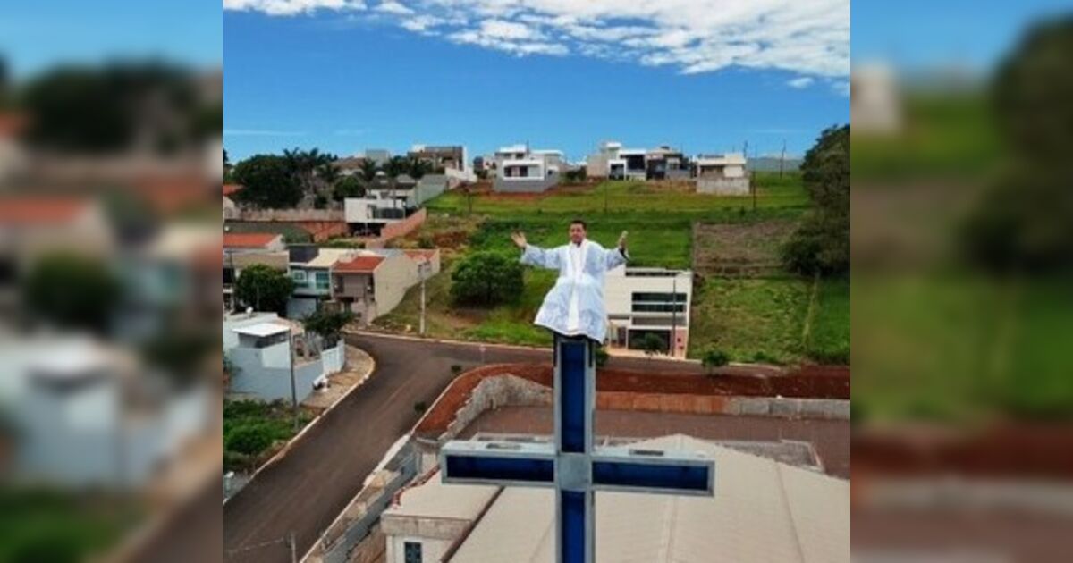 Padre sobe em cruz a 26 metros de altura para convidar fiéis para festa em Apucarana