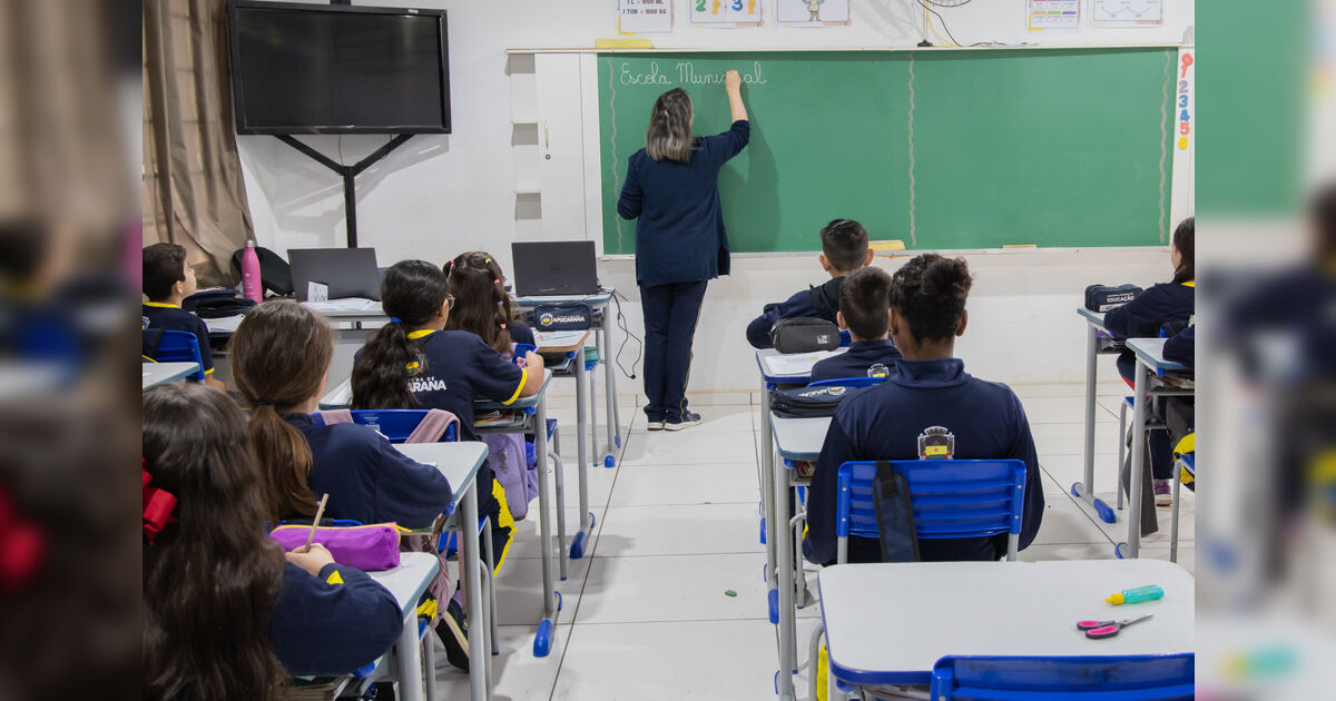 Apucarana abre vagas de estágio para estudantes de nível médio e superior