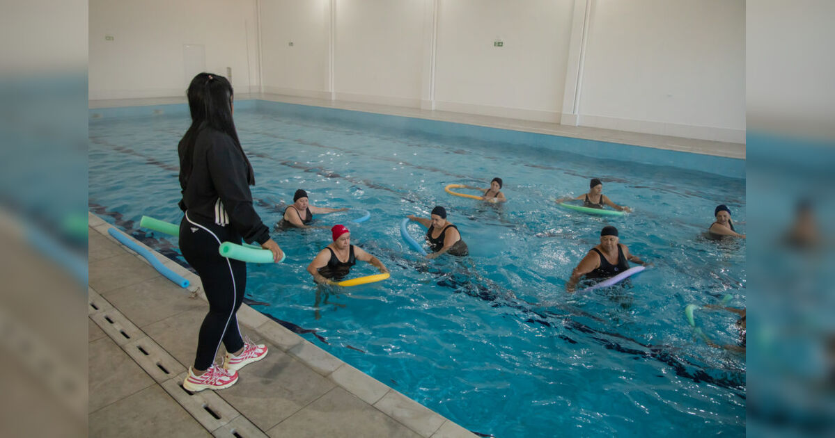 Prefeitura de Apucarana inaugura piscina aquecida no Centro de Convivência do Idoso