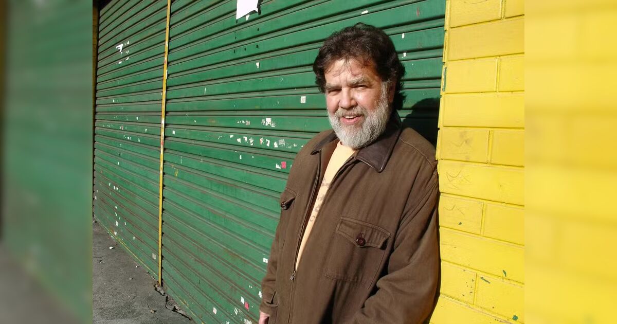 Morre, aos 78 anos, o jornalista e escritor paranaense Toninho Vaz