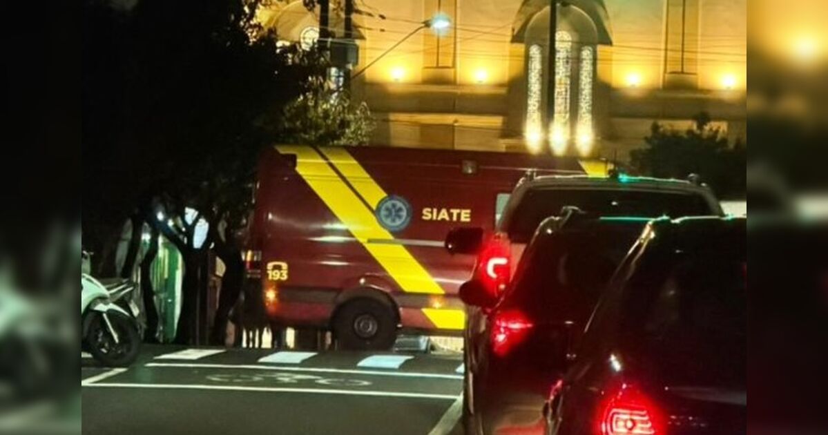 Dois ficam feridos em colisão entre motos no centro de Apucarana