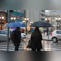 Vento, chuva e queda nas temperaturas: frente fria começa a atravessar o PR