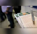 Mega-Sena acumula de novo e vai sortear R$ 100 milhões no sábado (25)