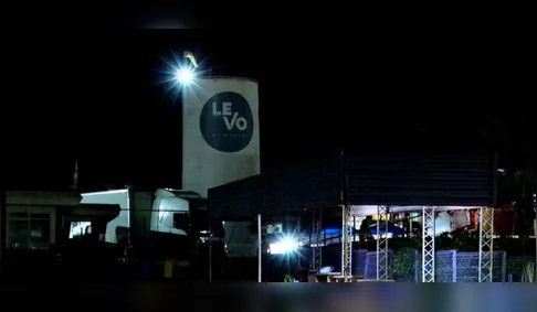 Funcionário é assassinado a facadas por colega de trabalho em frigorífico no Paraná