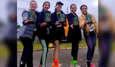 Atletas de Faxinal brilham em corrida da Festa do Milho em Mauá da Serra