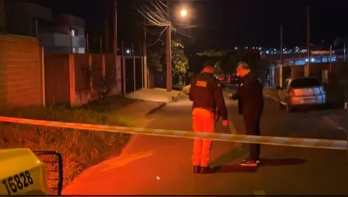 Dupla de ladrões rouba policial no PR; um morre e outro foge levando motocicleta