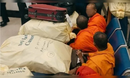 22 monges budistas são presos com 110 kg de maconha em aeroporto