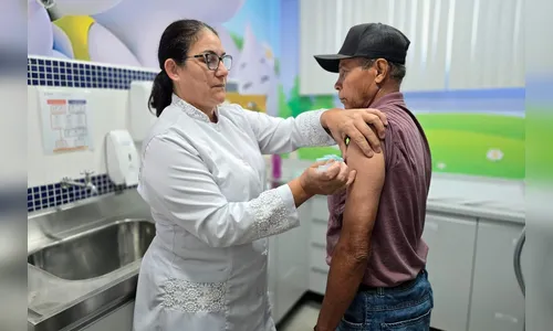 Governo do PR vacina 597 mil pessoas contra gripe e reforça convocação de grupos prioritários