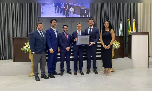 Presidente da OAB-PR recebe título de Cidadão Honorário de Apucarana