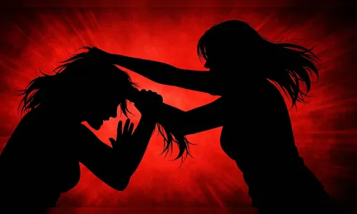 Mãe é agredida pela própria filha ao tentar separar briga em Mauá da Serra