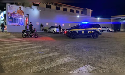 Acidente de trânsito deixa motociclista ferido na Av. Minas Gerais