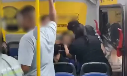 Assassinato dentro de ônibus em movimento causa pânico em Maringá