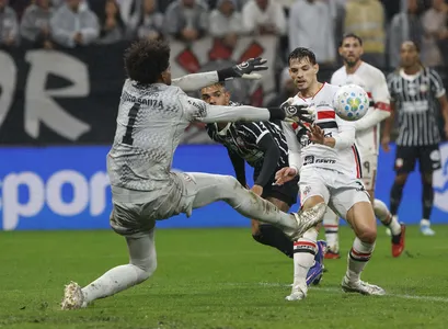 Corinthians é denunciado no STJD e pode perder 10 mandos; Bobadilla pode pegar seis partidas