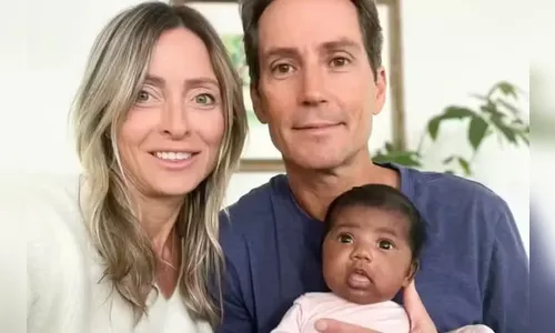 Erro em fertilização faz casal procurar os pais biológicos da filha