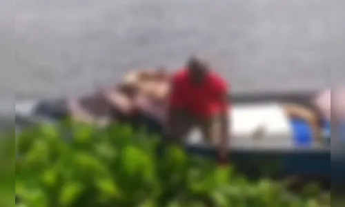 Homem é resgatado com vida após ser confundido com cadáver boiando