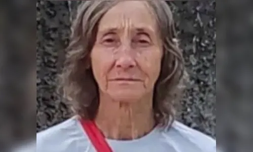 Mulher de 66 anos morre prensada em engate de trator conduzido pelo irmão