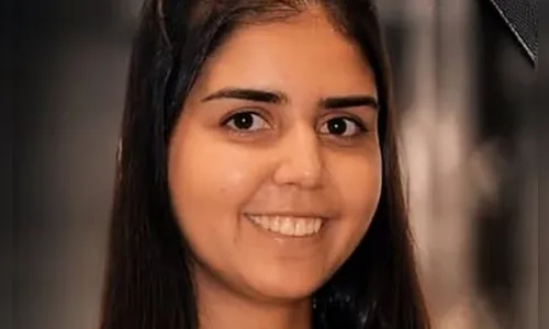 Jovem de 18 anos que matou atendente queimada por ciúmes é presa no interior de Minas Gerais