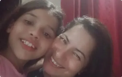 Marley Gomes de Almeida, de 53 anos, e Ana Carolina Almeida Anacleto, de 11 anos