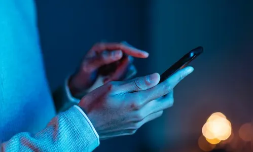Justiça manda Tinder reativar conta de homem banido após ter 55 mil 'matches'