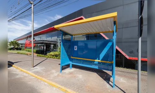 Prefeitura de Apucarana instala novos pontos de ônibus