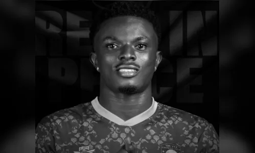 Jogador de futebol morre aos 20 anos após ataque armado a ônibus de equipe