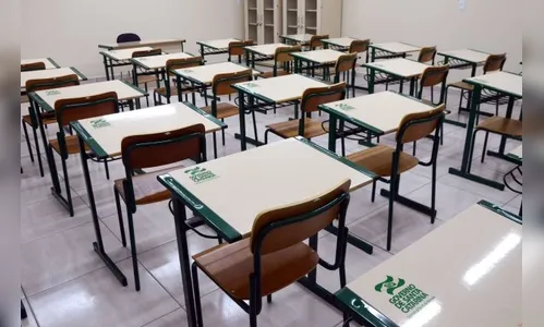 SC sanciona lei que permite a pais vetarem filhos em aulas sobre identidade e igualdade de gênero