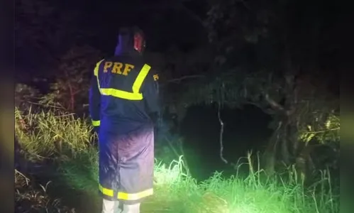 Corpo de motorista que voltou à água para tentar resgatar enteada é localizado no PR