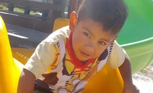 O menino levou 20 golpes na cabeça