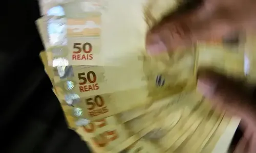 O valor mínimo da aposta, com cinco números, é de R$ 4,00