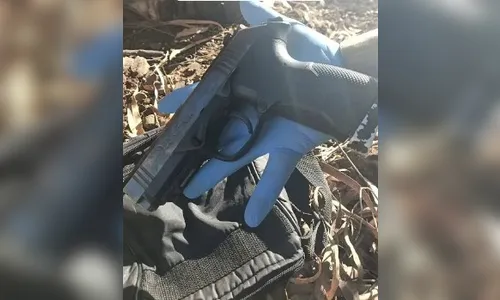 PM apreende pistola calibre .380 às margens da PR-539 em Rio Bom