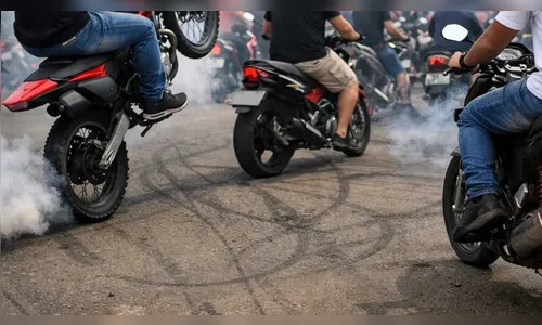 Arruaça com motos perto do Santuário gera 47 infrações em Lunardelli