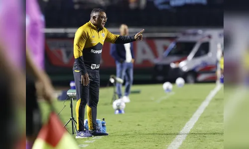 Veja onde assistir Vasco x São Paulo ao vivo neste sábado