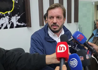 Segundo o secretário, está em andamento a elaboração de um concurso para o preenchimento definitivo das vagas da equipe do Cemsa