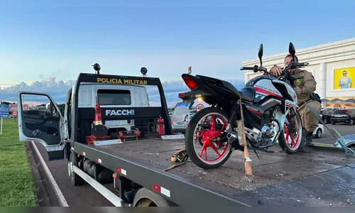 Acidente entre motos na marginal da BR-369 deixa dois feridos em Arapongas