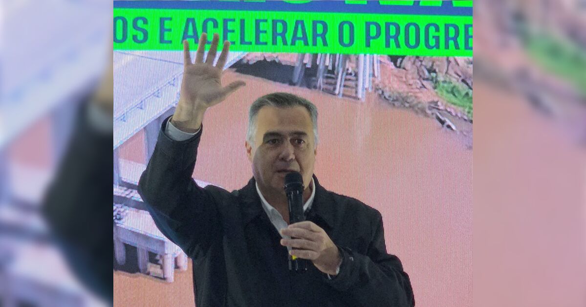 Beto Preto acompanha Ratinho Junior na autorização da nova ponte sobre o Rio IvaÍ