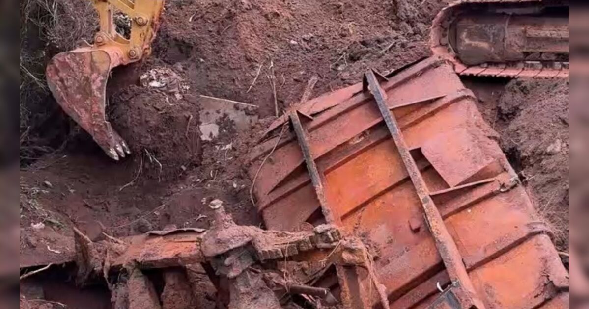 Caminhão de prefeitura desaparecido há quase 10 anos é encontrado enterrado no RS
