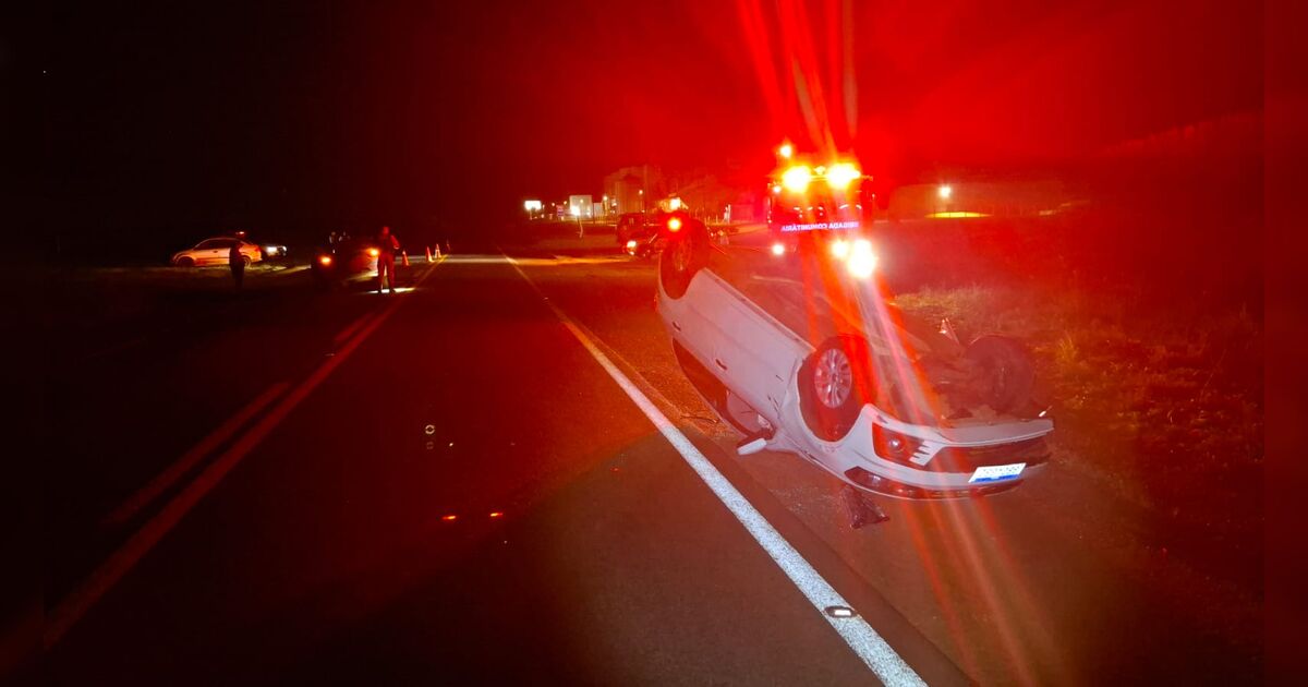 Acidente entre dois carros deixa seis mulheres feridas na PR-090