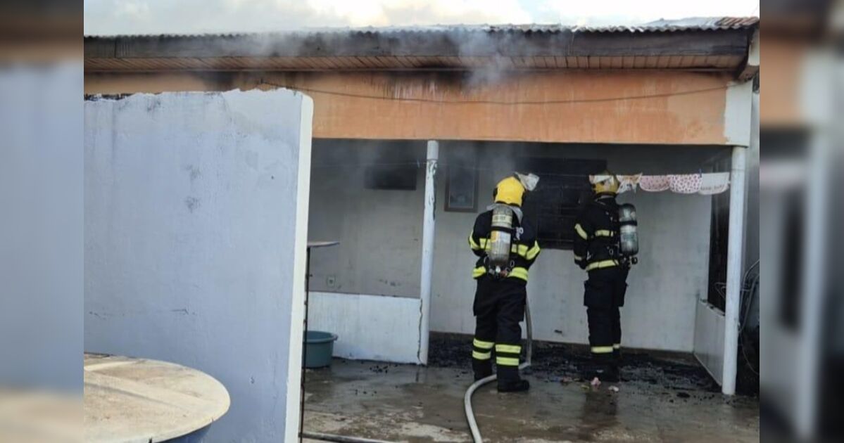 Jovem põe fogo em casa com bebê de 26 dias após briga por causa de maconha