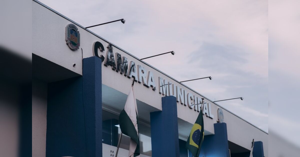 Câmara vota contas de 2024 do ex-prefeito Junior da Femac na segunda-feira