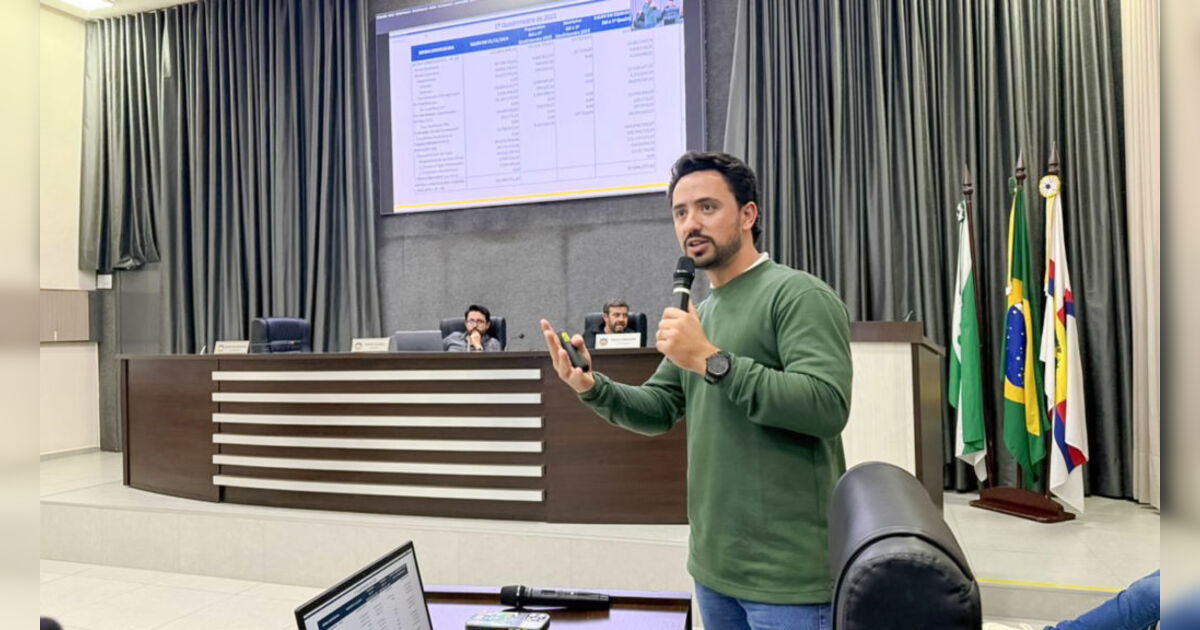 Em audiência na Câmara, prefeitura de Apucarana detalha finanças e alta de 6,6% na receita