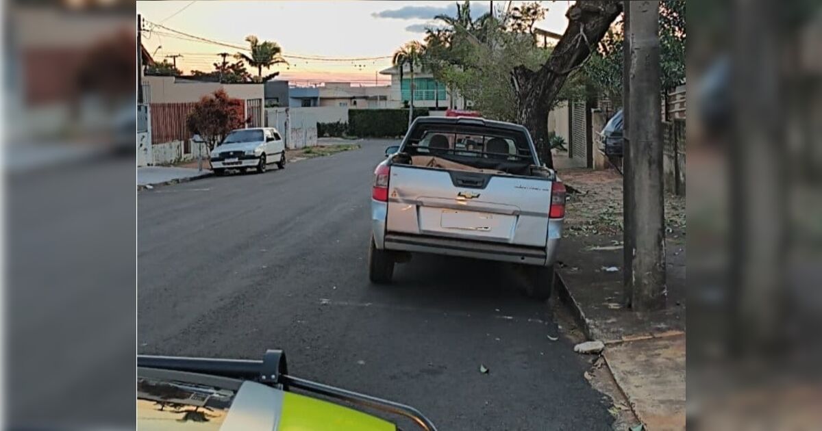 Agentes localizam carro de mulher que chegou desorientada à delegacia em Apucarana