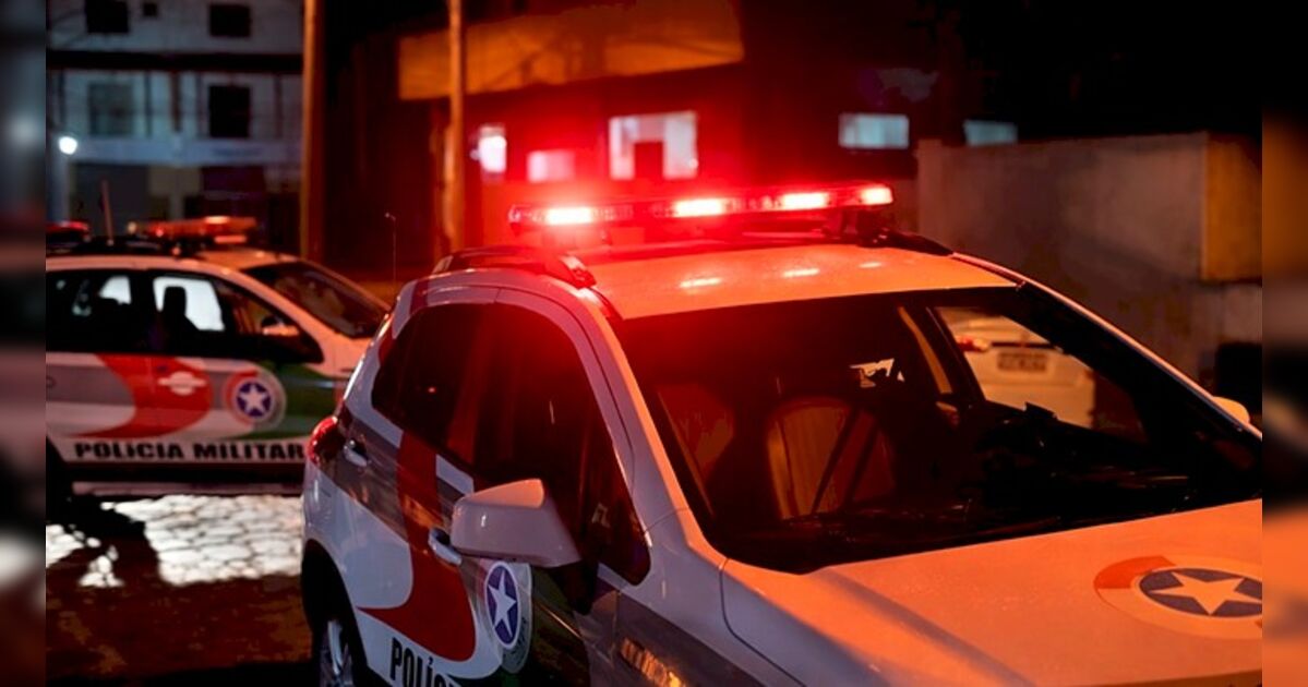 Preso tenta subornar PMs e vai parar no hospital após introduzir R$ 700 no ânus em SC