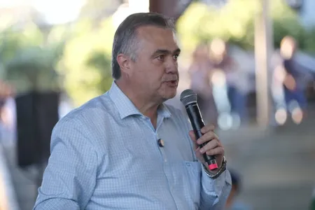 Beto Preto celebra investimentos na saúde