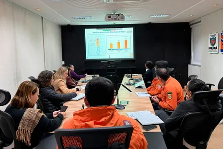 Os possíveis impactos da passagem do fenômeno El Niño pelo Paraná foram o principal assunto de uma reunião nesta segunda-feira (25) em Curitiba