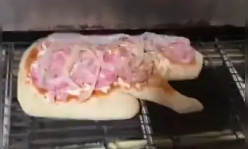 Paróquia cria pizza em formato de capivara para festa junina em Apucarana