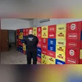 Polícia Civil destrói mais de 4 mil garrafas de bebidas apreendidas no PR