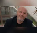 Hospitalizado, Alex Escobar se pronuncia após passar mal ao vivo