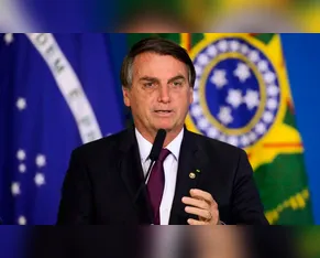 Arma registrada no nome de Bolsonaro é apreendida com militar no DF