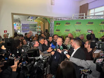 Greca concede entrevista em Curitiba