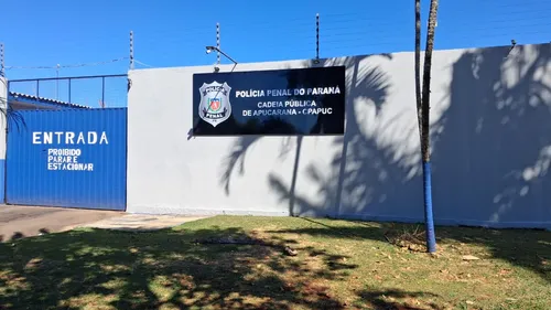 Mulher foi detida pela PM de Apucarana